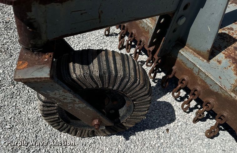 image for item NQ9785 Kubota  M900 tractor