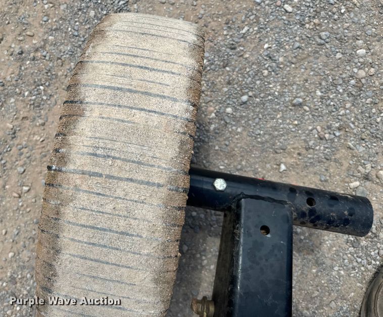 image for item NQ9786 2015 Land Pride  Commander batwing rotary mower