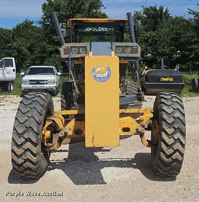 image for item NX9097 2012 John Deere 770G motor grader