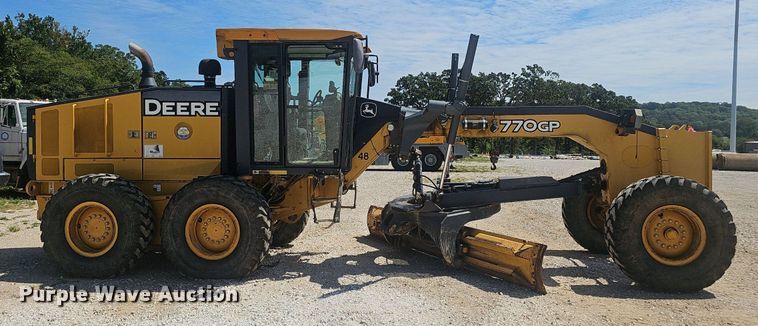 image for item NX9097 2012 John Deere 770G motor grader