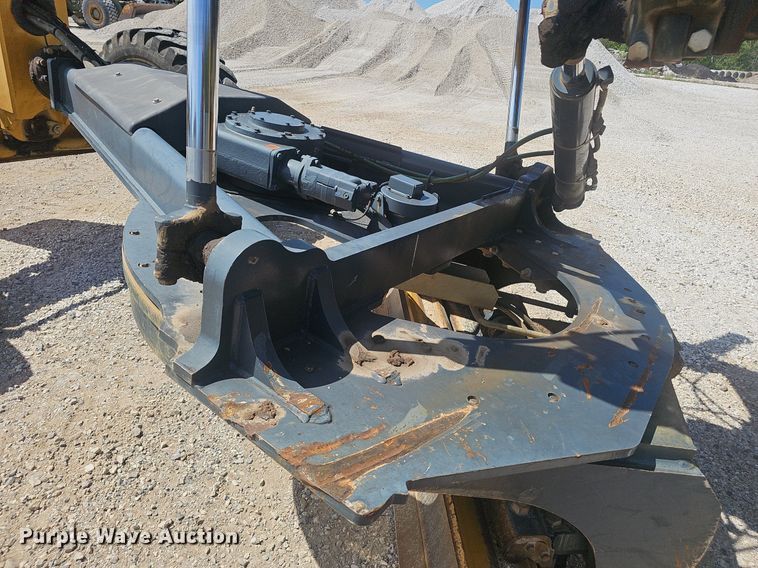 image for item NX9097 2012 John Deere 770G motor grader