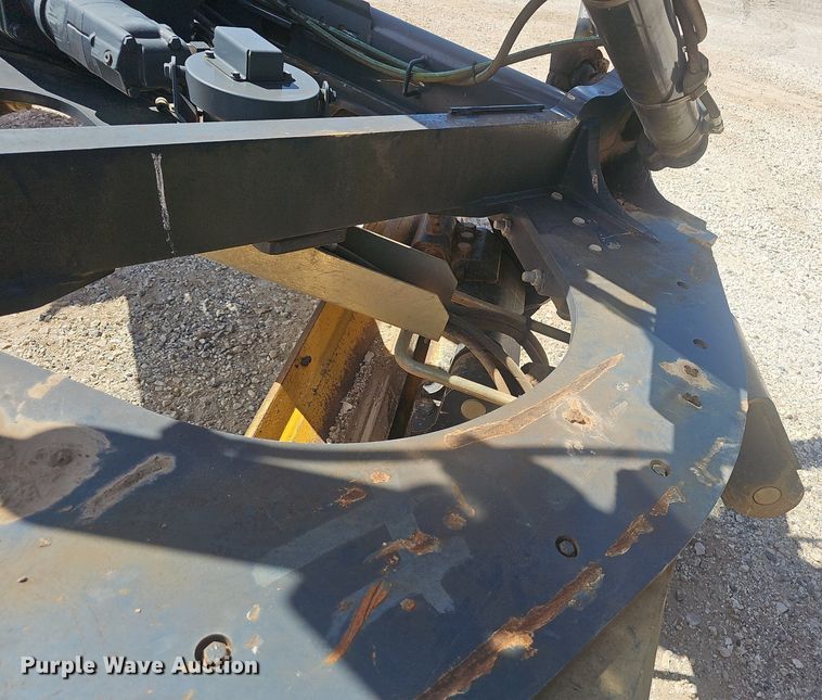 image for item NX9097 2012 John Deere 770G motor grader