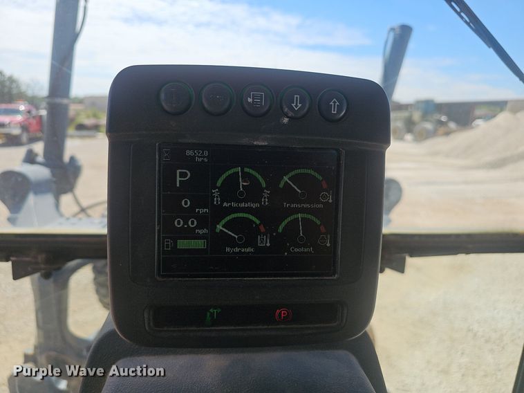 image for item NX9097 2012 John Deere 770G motor grader