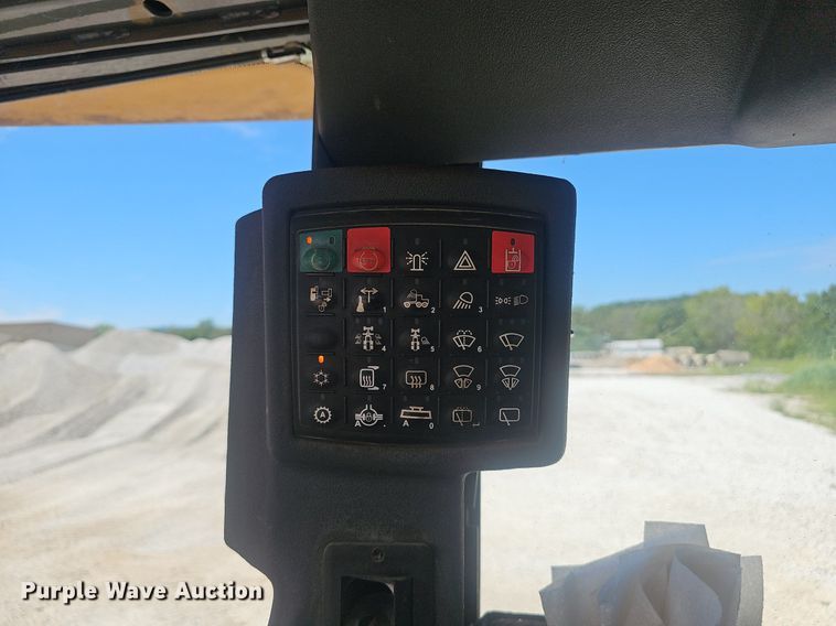 image for item NX9097 2012 John Deere 770G motor grader