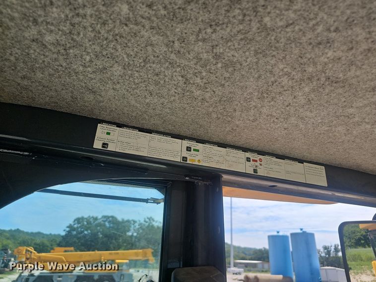 image for item NX9097 2012 John Deere 770G motor grader