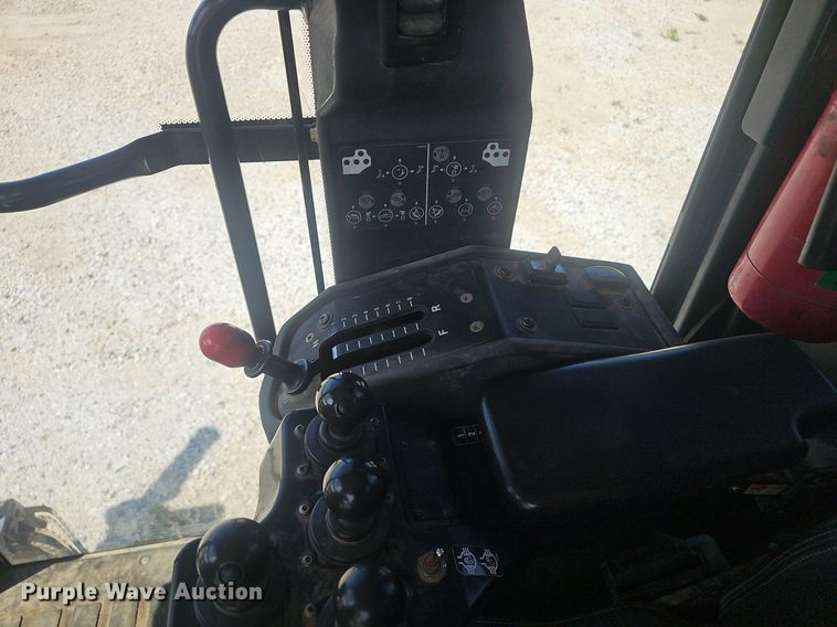 image for item NX9097 2012 John Deere 770G motor grader