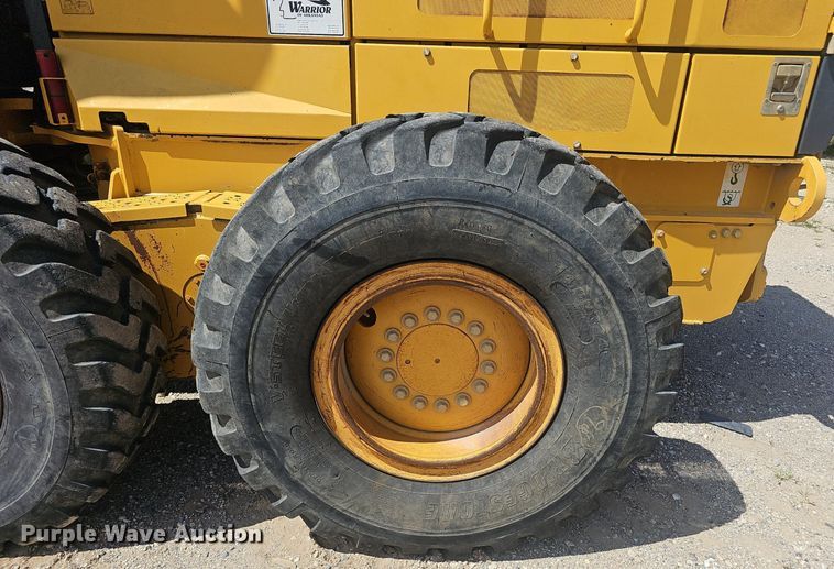 image for item NX9097 2012 John Deere 770G motor grader