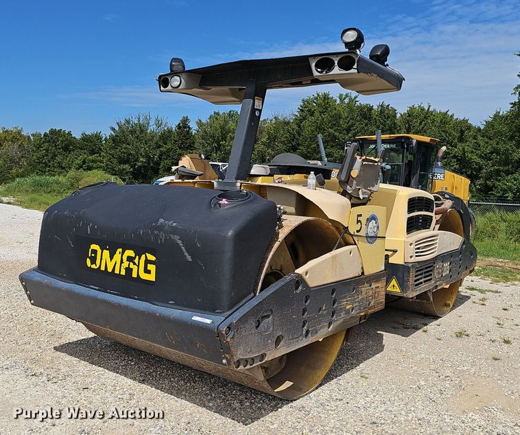 image for item NX9098 Bomag BW205 double drum vibratory roller