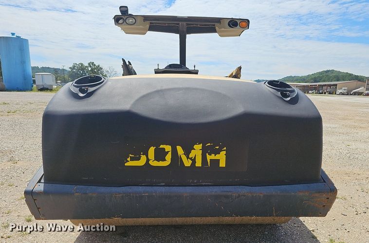 image for item NX9098 Bomag BW205 double drum vibratory roller