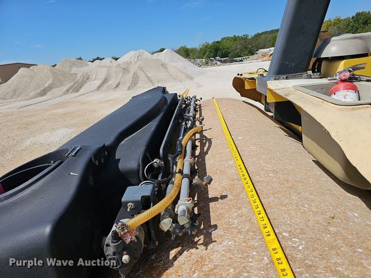 image for item NX9098 Bomag BW205 double drum vibratory roller