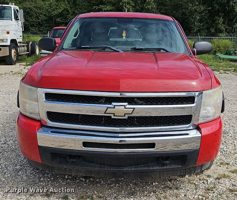 image for item NX9101 2009 Chevrolet  Silverado 1500 Crew Cab pickup truck