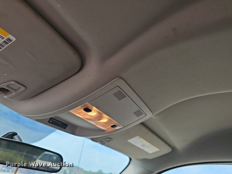 image for item NX9101 2009 Chevrolet  Silverado 1500 Crew Cab pickup truck