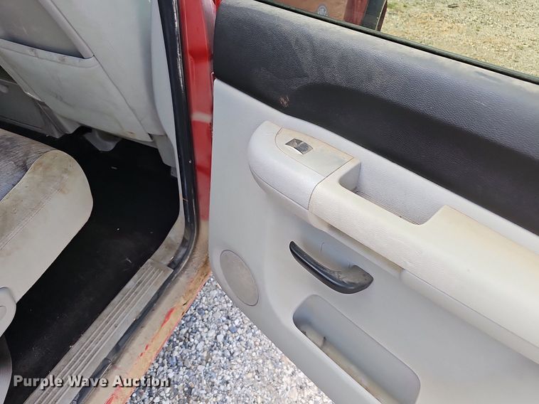 image for item NX9101 2009 Chevrolet  Silverado 1500 Crew Cab pickup truck