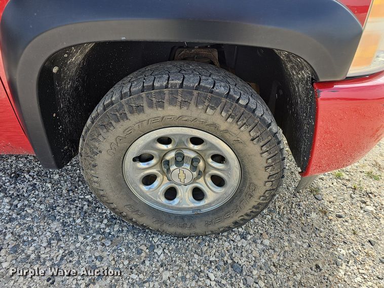 image for item NX9101 2009 Chevrolet  Silverado 1500 Crew Cab pickup truck