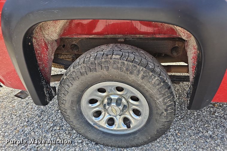 image for item NX9101 2009 Chevrolet  Silverado 1500 Crew Cab pickup truck