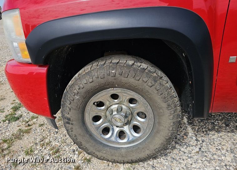 image for item NX9101 2009 Chevrolet  Silverado 1500 Crew Cab pickup truck