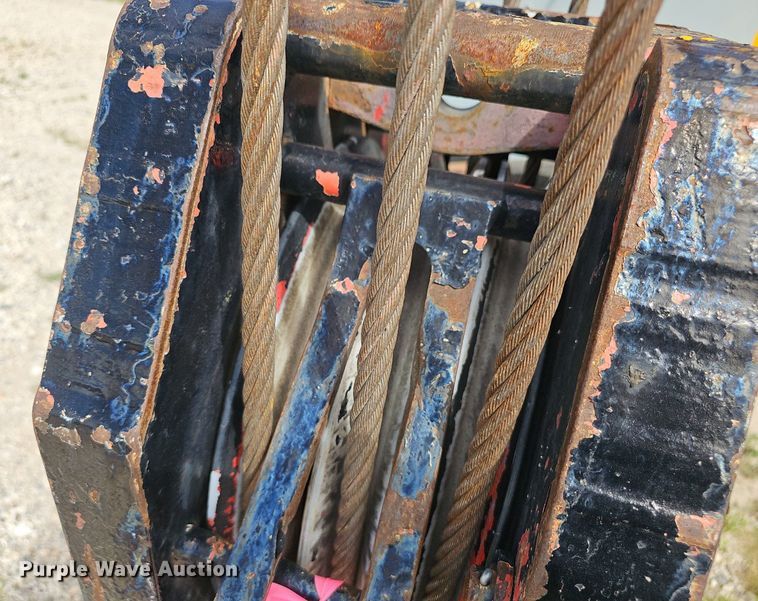 image for item NX9104 1999 Liebherr LTM 1040/1 crane