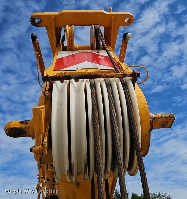 image for item NX9104 1999 Liebherr LTM 1040/1 crane