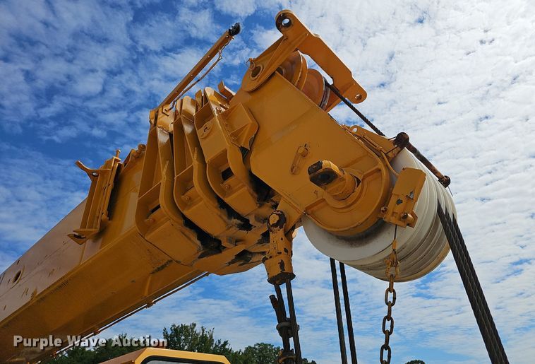 image for item NX9104 1999 Liebherr LTM 1040/1 crane