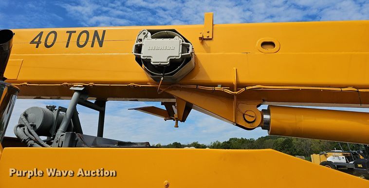 image for item NX9104 1999 Liebherr LTM 1040/1 crane