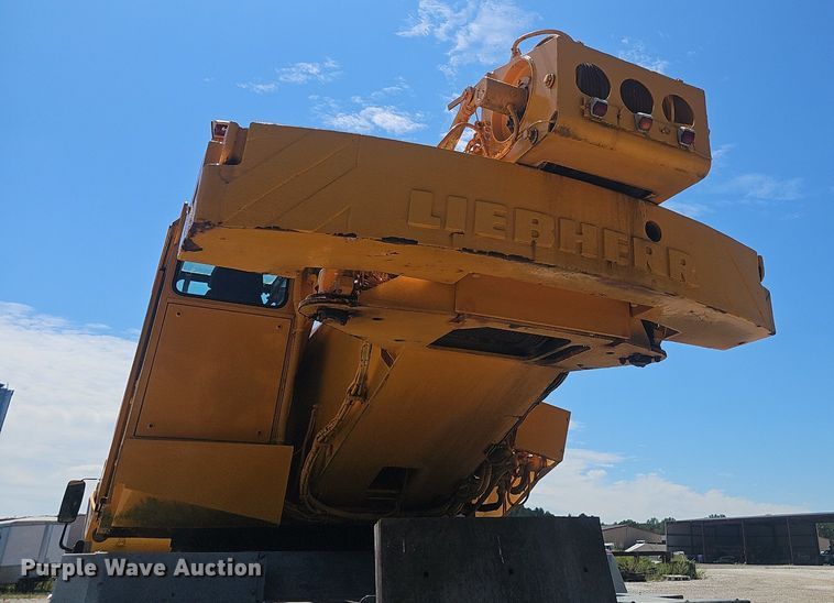 image for item NX9104 1999 Liebherr LTM 1040/1 crane