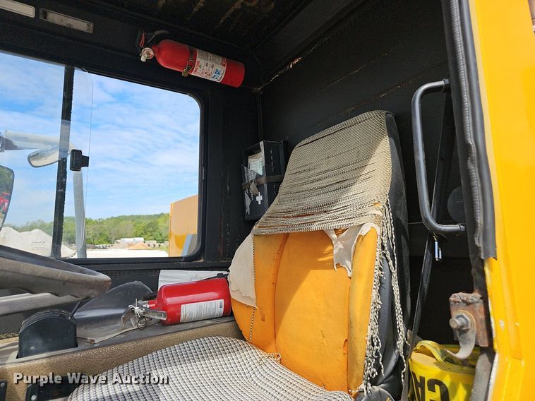 image for item NX9104 1999 Liebherr LTM 1040/1 crane