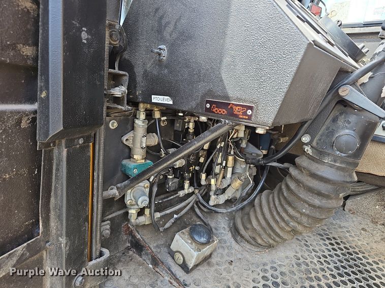 image for item NX9104 1999 Liebherr LTM 1040/1 crane