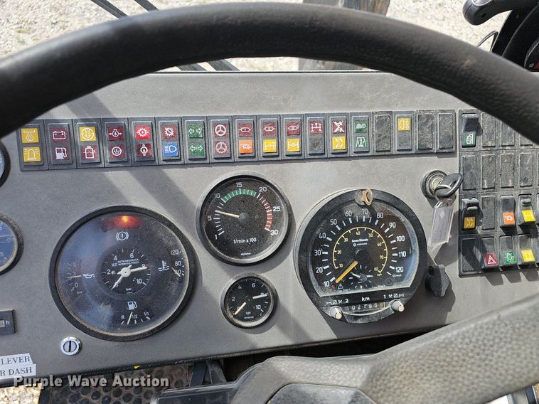 image for item NX9104 1999 Liebherr LTM 1040/1 crane