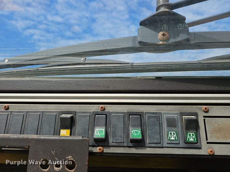 image for item NX9104 1999 Liebherr LTM 1040/1 crane