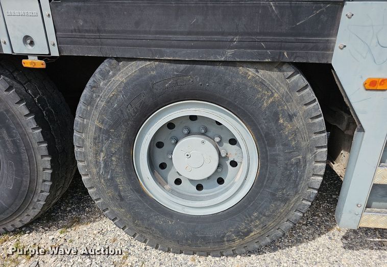 image for item NX9104 1999 Liebherr LTM 1040/1 crane