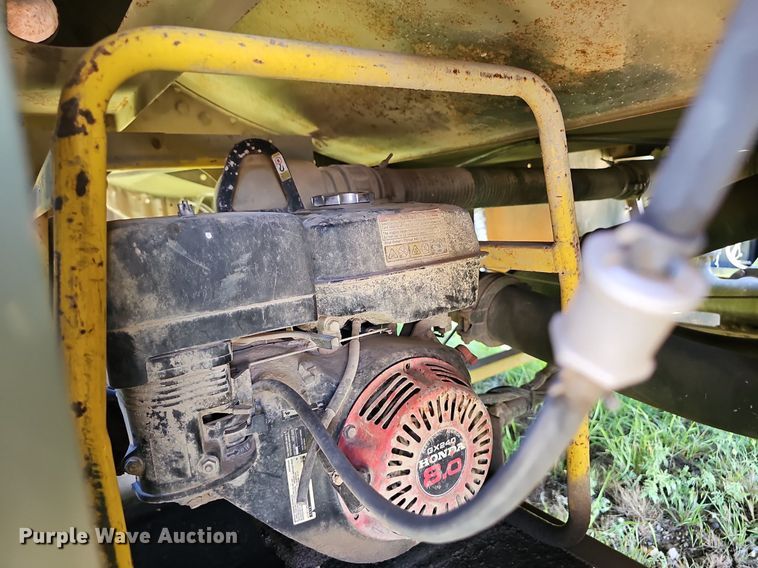 image for item NX9106 Tank trailer