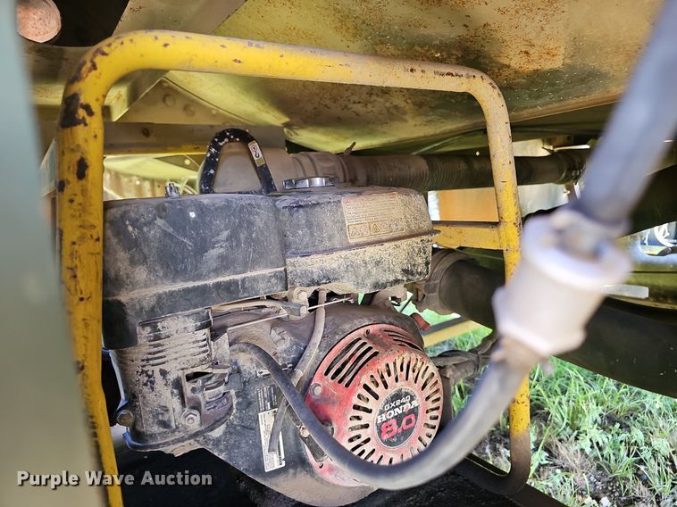 image for item NX9106 Tank trailer