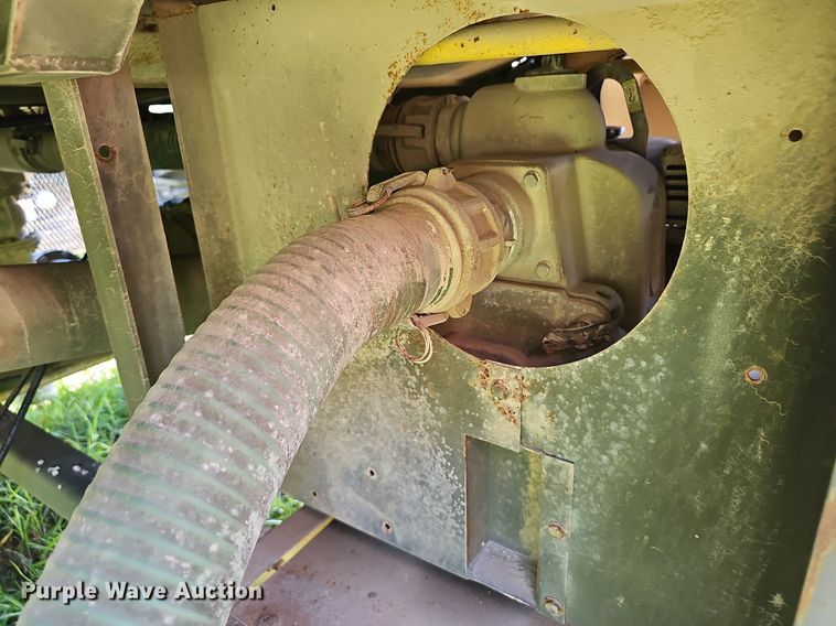 image for item NX9106 Tank trailer