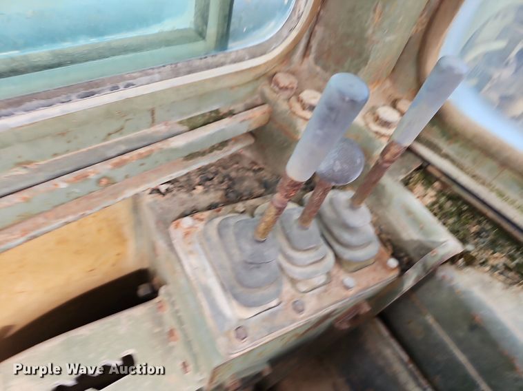 image for item NX9109 1985 Caterpillar  621B conventional scraper 