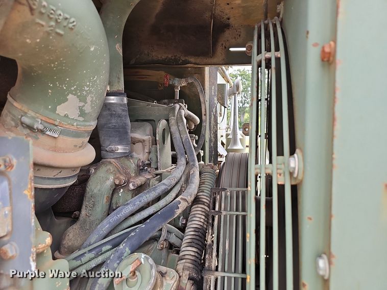 image for item NX9109 1985 Caterpillar  621B conventional scraper 