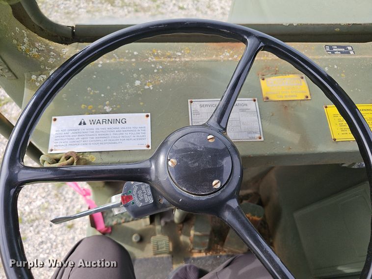 image for item NX9111 1982 Caterpillar  613B water wagon