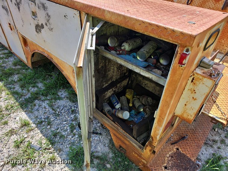 image for item NX9113 Utility truck bed