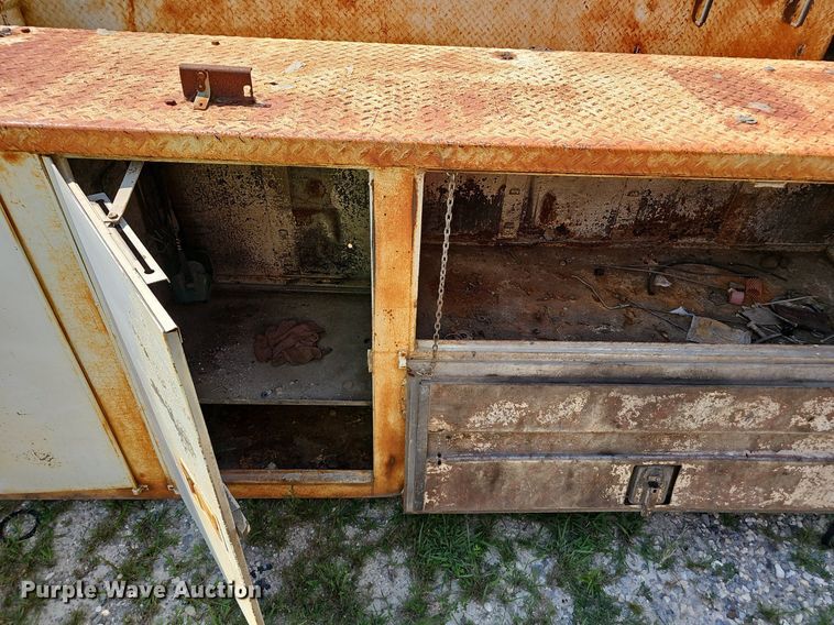 image for item NX9113 Utility truck bed