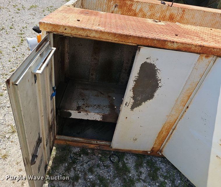 image for item NX9113 Utility truck bed