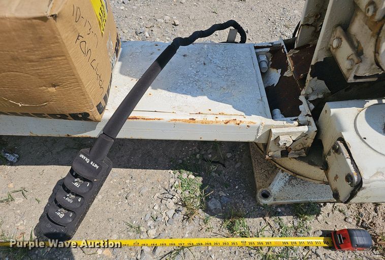 image for item NX9115 (2) service truck cranes 