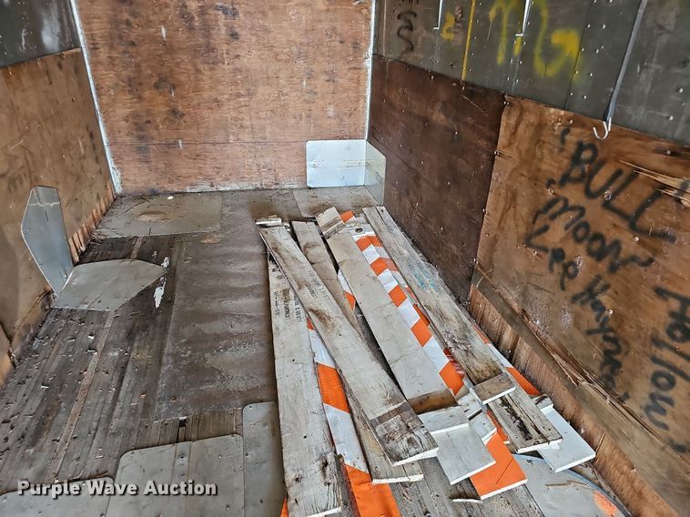 image for item NX9116 1967 shipping container