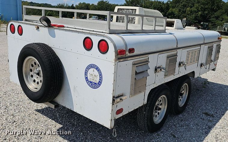 image for item NX9121 1999 Jones Trailer  kennel trailer 