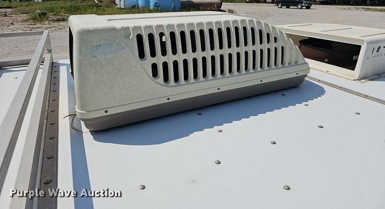 image for item NX9121 1999 Jones Trailer  kennel trailer 