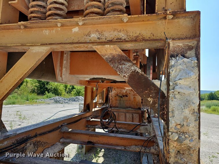 image for item NX9123 Eagle CV1000 crusher