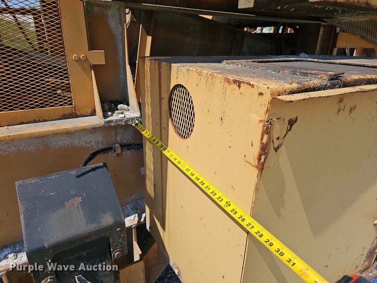 image for item NX9123 Eagle CV1000 crusher