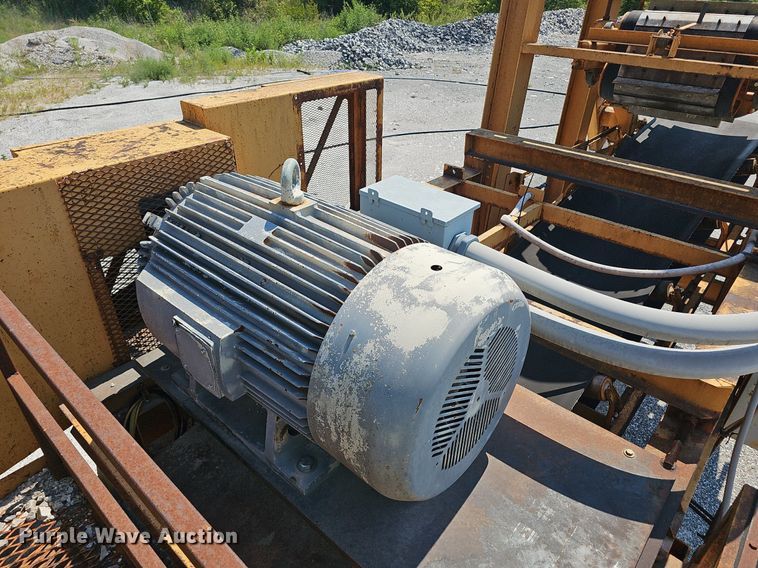 image for item NX9123 Eagle CV1000 crusher