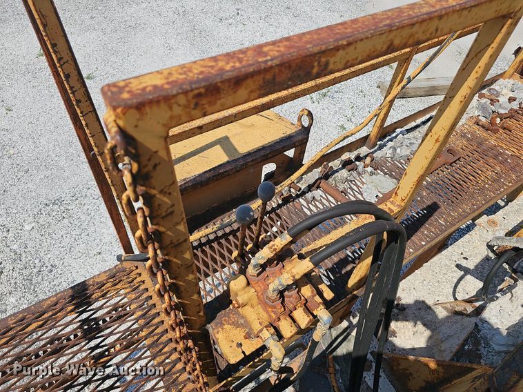 image for item NX9123 Eagle CV1000 crusher