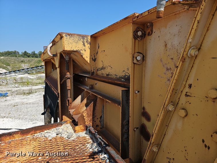 image for item NX9123 Eagle CV1000 crusher