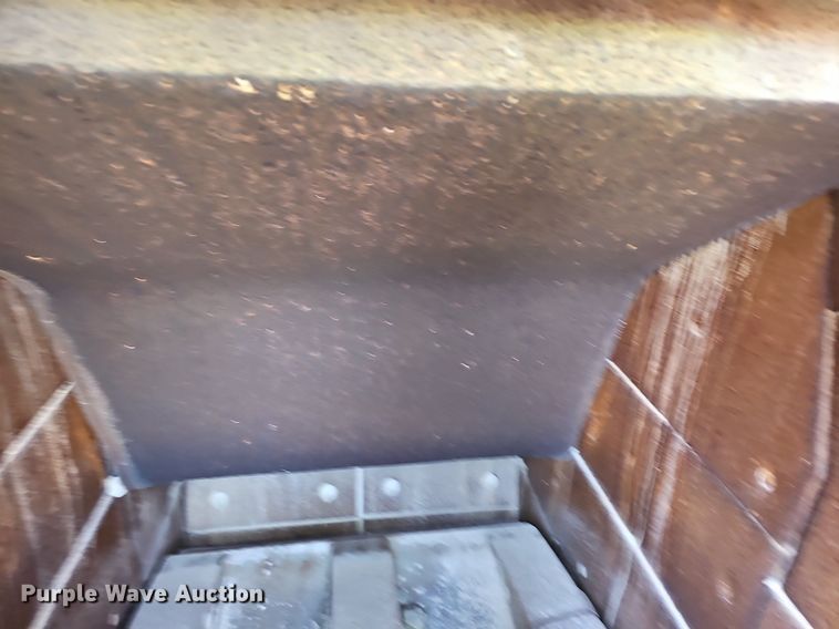 image for item NX9123 Eagle CV1000 crusher