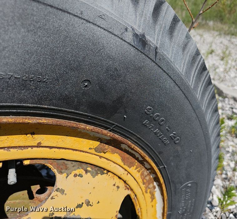 image for item NX9123 Eagle CV1000 crusher